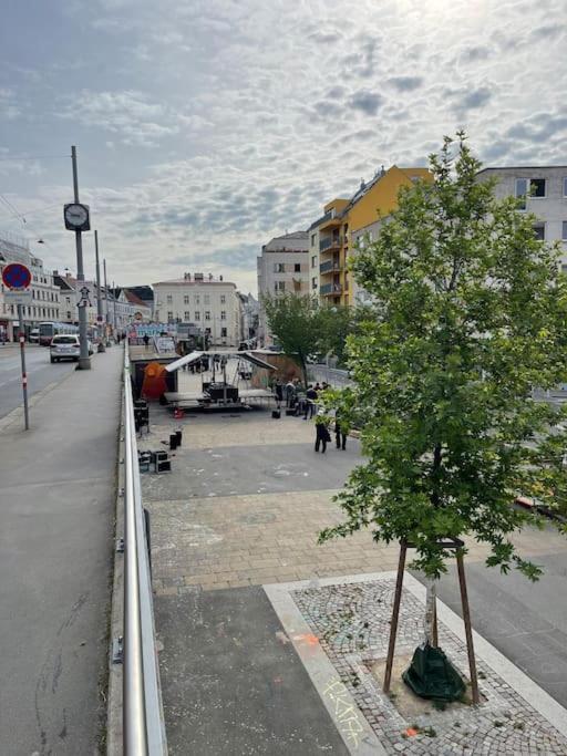 Apartment In Wien Mariahilferstrasse/Schwendermarkt Bagian luar foto